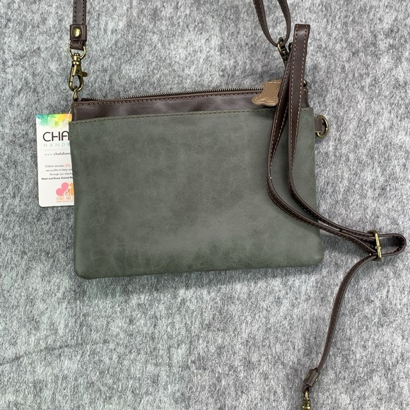 NEW CHALA Stone Gray Paw Print Small Crossbody/Purse VEGAN Convertible Strap - Picture 3 of 6